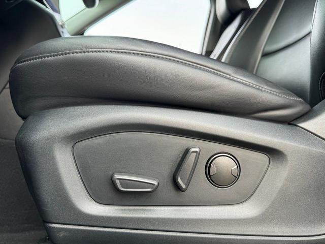 Photo of 2023 Agate Black Metallic Ford Explorer