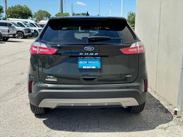 Photo of 2022 Forged Green Metallic Ford Edge