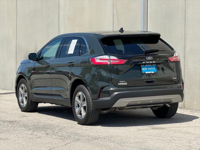 Photo of 2022 Forged Green Metallic Ford Edge