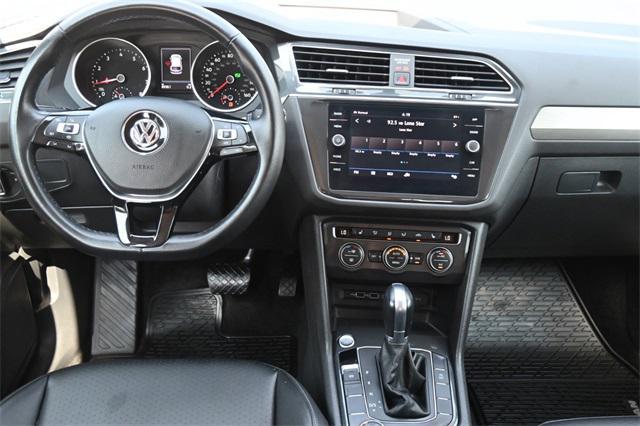 Photo of 2019 White Silver Metallic Volkswagen Tiguan