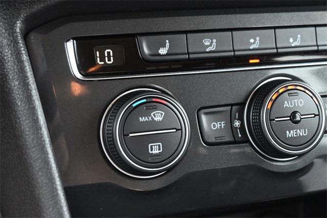 Photo of 2019 White Silver Metallic Volkswagen Tiguan