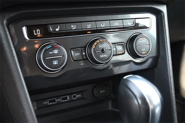 Photo of 2019 White Silver Metallic Volkswagen Tiguan