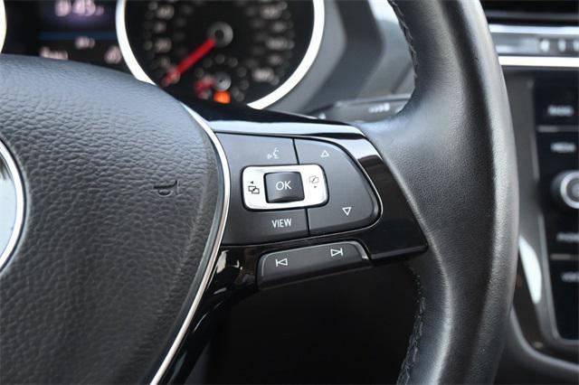 Photo of 2019 White Silver Metallic Volkswagen Tiguan