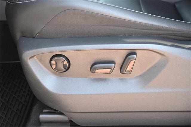 Photo of 2019 White Silver Metallic Volkswagen Tiguan