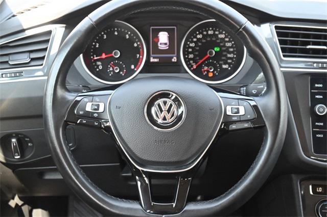 Photo of 2019 White Silver Metallic Volkswagen Tiguan