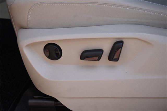 Photo of 2024 Aurora Red Metallic Volkswagen Atlas