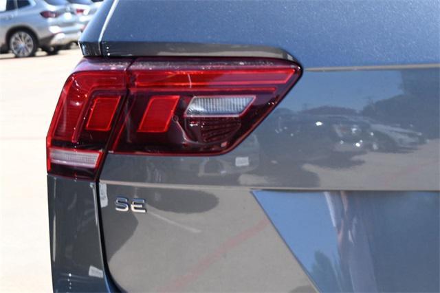 Photo of 2022 Platinum Gray Metallic Volkswagen Tiguan
