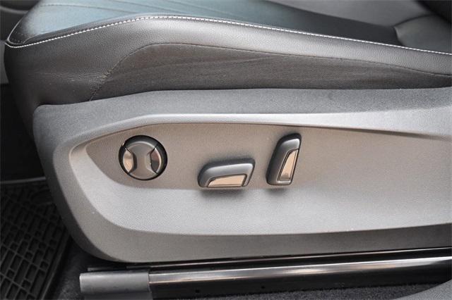Photo of 2022 Platinum Gray Metallic Volkswagen Tiguan