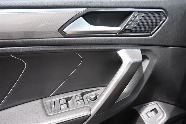 Photo of 2022 Platinum Gray Metallic Volkswagen Tiguan