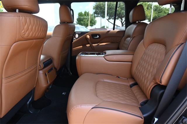 Photo of 2024 Mineral Black INFINITI QX80