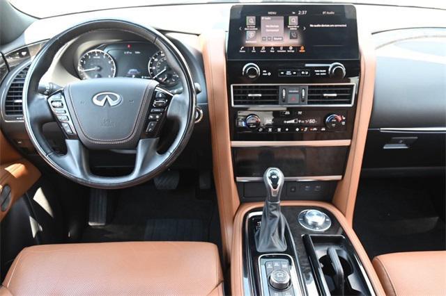Photo of 2024 Mineral Black INFINITI QX80
