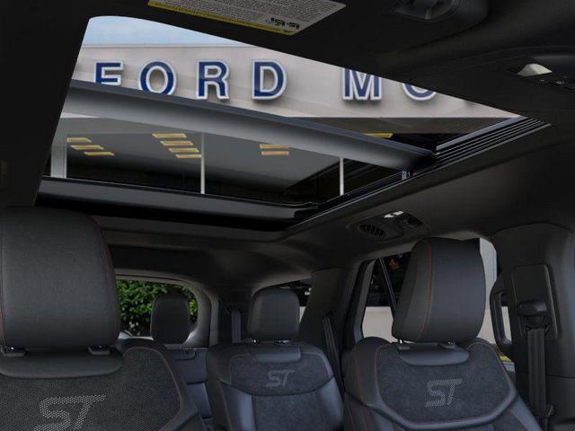 Photo of 2025 Vapor Blue Metallic Ford Explorer