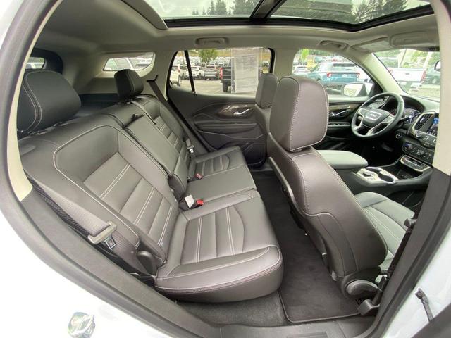 Photo of 2023 White Frost Tricoat GMC Terrain