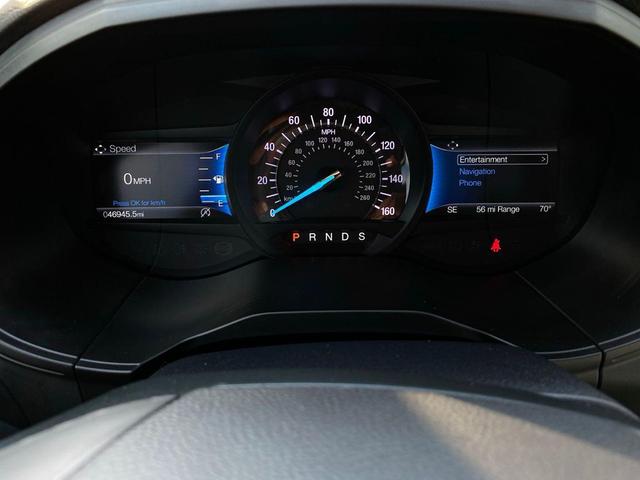 Photo of 2022 Agate Black Metallic Ford Edge