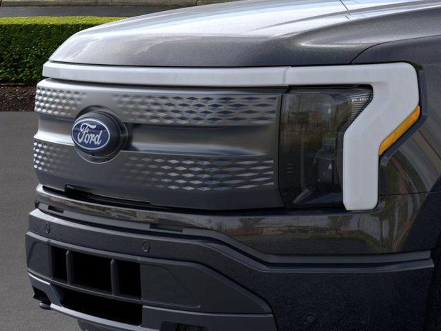 Photo of 2025 Agate Black Metallic Ford F-150 Lightning