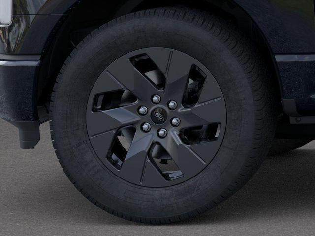 Photo of 2025 Agate Black Metallic Ford F-150 Lightning