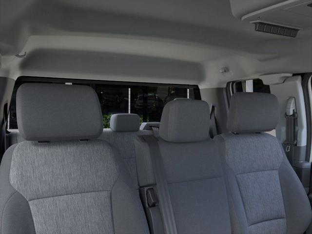Photo of 2025 Oxford White Ford F-350