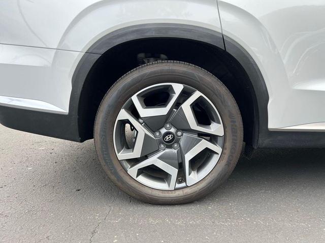 Photo of 2023 Hyper White Hyundai PALISADE