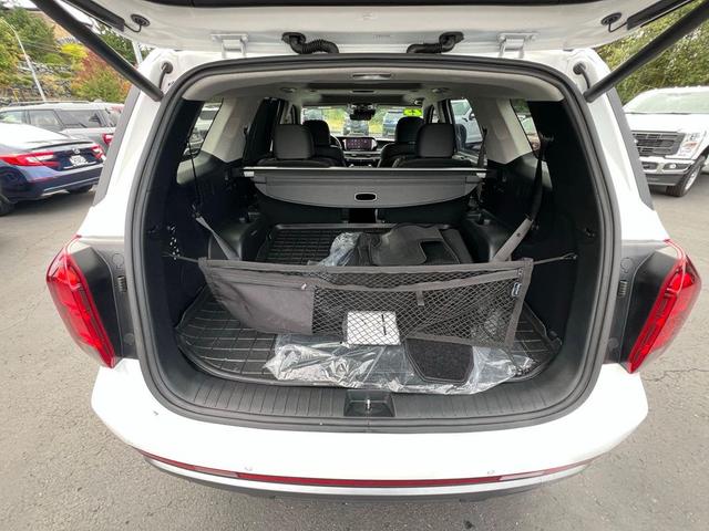 Photo of 2023 Hyper White Hyundai PALISADE