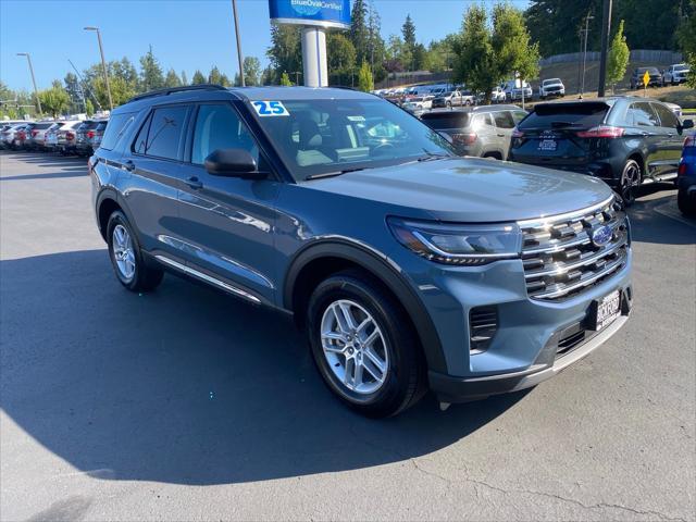 Photo of 2025 Vapor Blue Ford Explorer