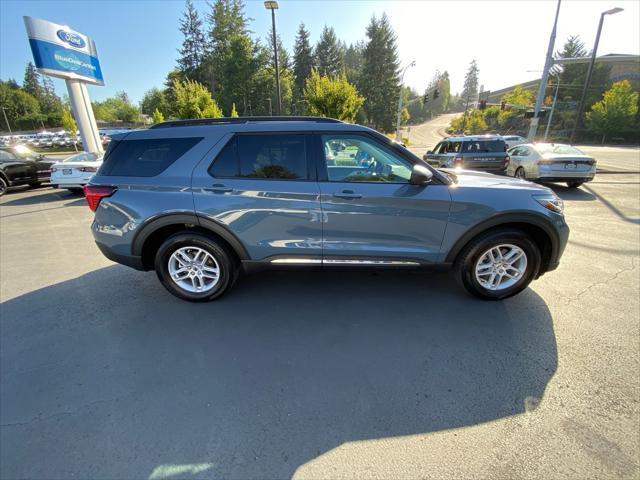 Photo of 2025 Vapor Blue Ford Explorer