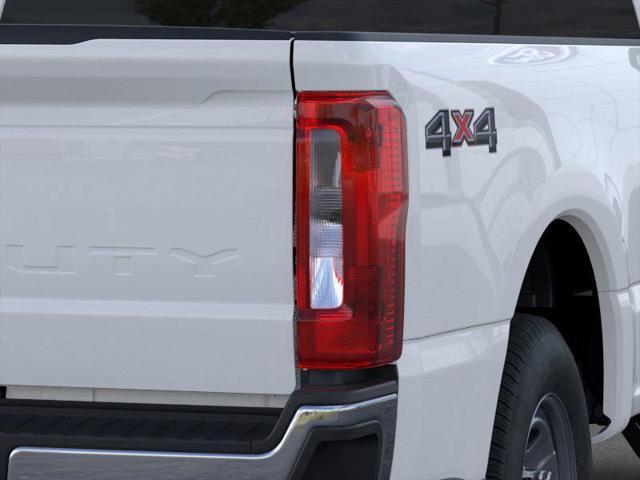 Photo of 2025 Oxford White Ford F-350