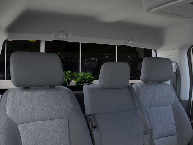 Photo of 2025 Oxford White Ford F-350