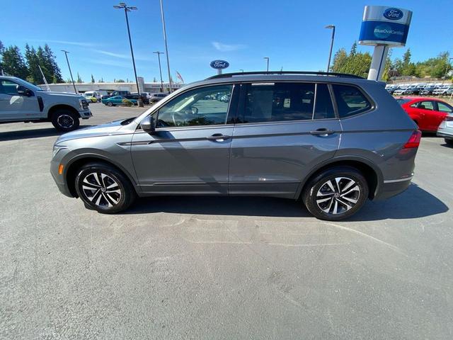 Photo of 2024 Platinum Gray Metallic Volkswagen Tiguan