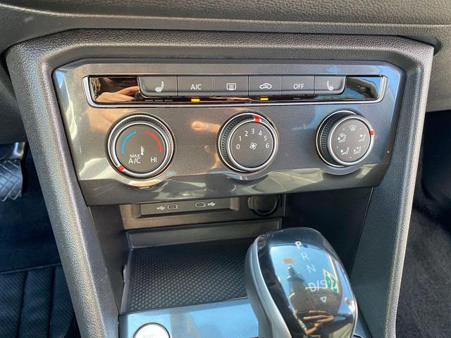 Photo of 2024 Platinum Gray Metallic Volkswagen Tiguan