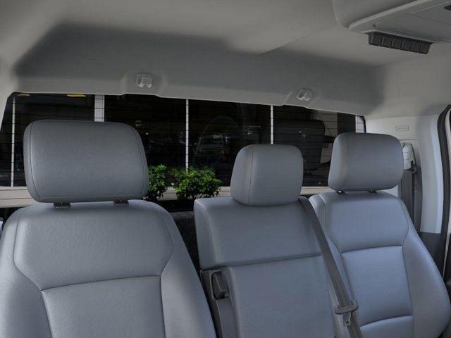 Photo of 2025 Oxford White Ford F-350