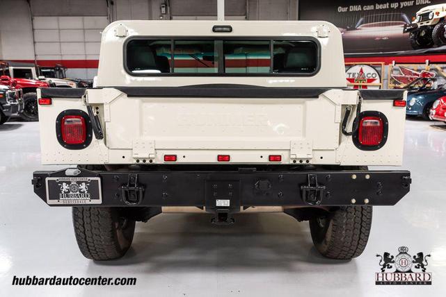 Photo of 1995 Gloss White Am General Hummer