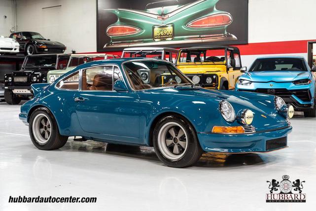 Photo of 1975 Blue Porsche 911