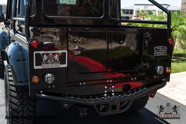Photo of 1993 Black Land Rover Defender