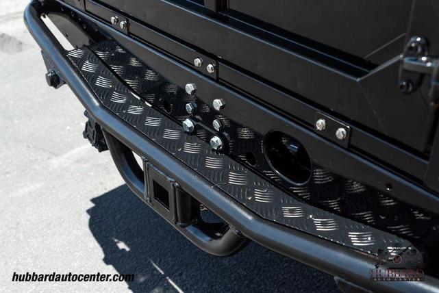 Photo of 1993 Black Land Rover Defender