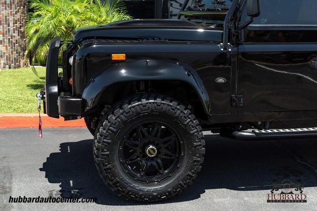 Photo of 1993 Black Land Rover Defender
