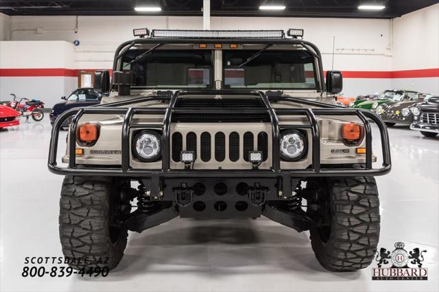 Photo of 2000 Metallic Pewter Am General Hummer