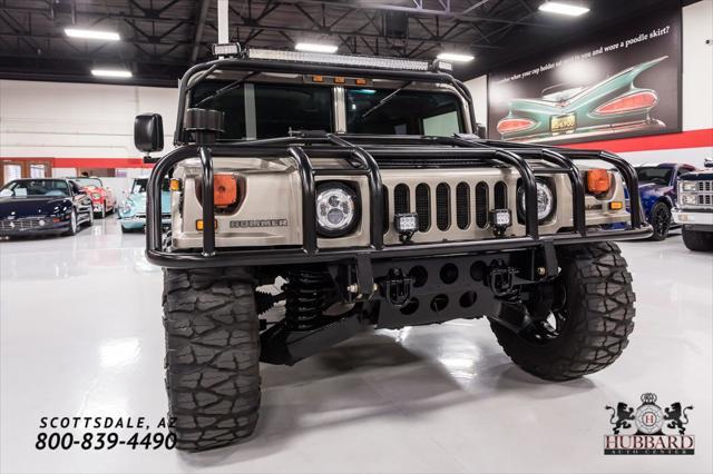 Photo of 2000 Metallic Pewter Am General Hummer
