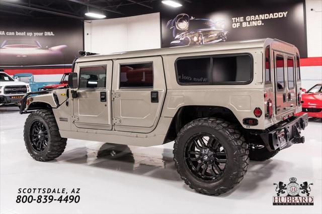 Photo of 2000 Metallic Pewter Am General Hummer