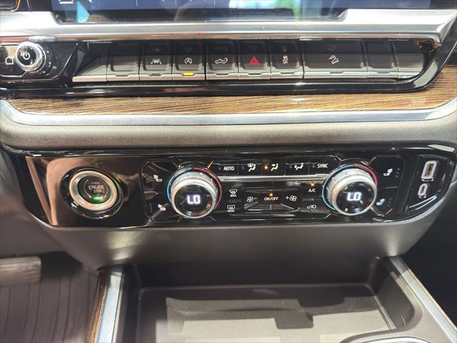Photo of 2024 Summit White GMC Sierra 1500