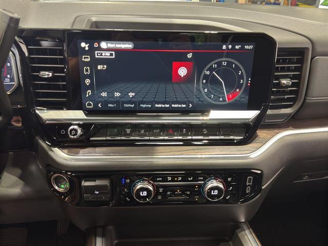 Photo of 2025 Summit White GMC Sierra 2500