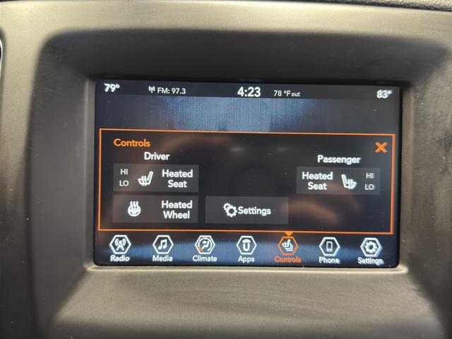 Photo of 2019 Granite Crystal Metallic Clearcoat Jeep Compass