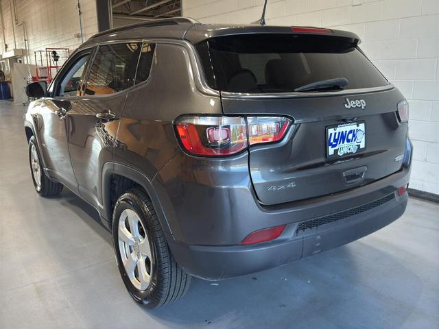 Photo of 2019 Granite Crystal Metallic Clearcoat Jeep Compass