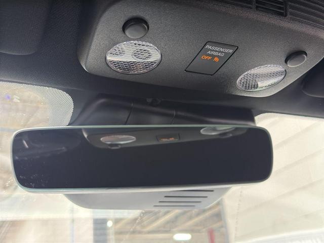 Photo of 2022 Oxford White Ford Mustang