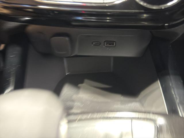 Photo of 2024 Mosaic Black Metallic Chevrolet Trax