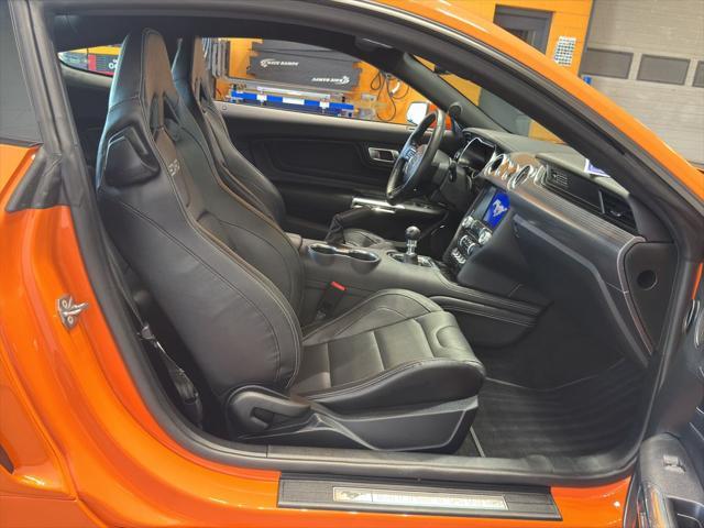 Photo of 2020 Twister Orange Tri-Coat Ford Mustang