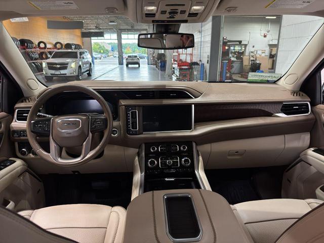 Photo of 2022 Midnight Blue Metallic GMC Yukon