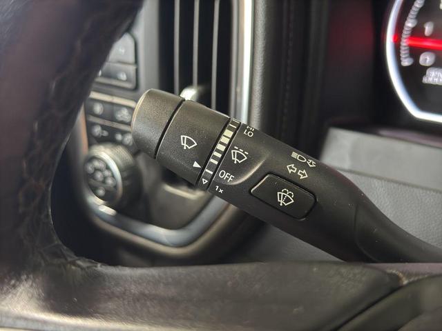 Photo of 2022 Black Chevrolet Silverado 1500