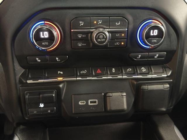 Photo of 2022 Black Chevrolet Silverado 1500