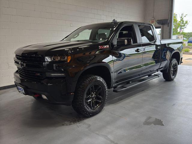 Photo of 2022 Black Chevrolet Silverado 1500