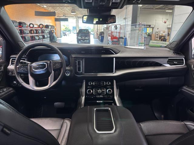 Photo of 2024 Titanium Rush Metallic GMC Yukon XL